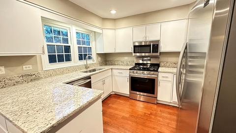 1214 Wheaton Oaks Dr, Wheaton, IL 60187 photo 10