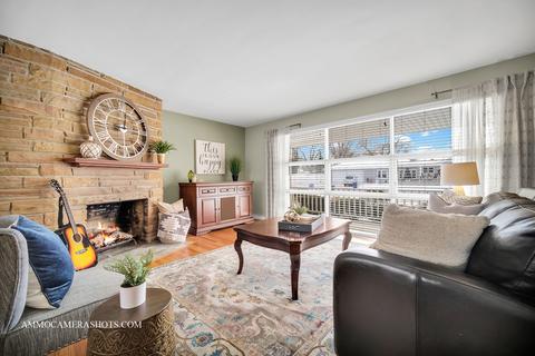 835 Aurora Way, Wheaton, IL 60189 photo 6