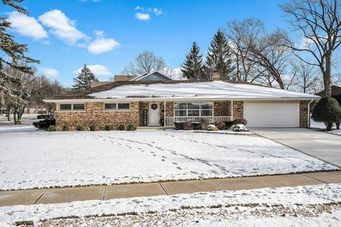 835 Aurora Way, Wheaton, IL 60189 photo 1