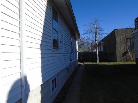 354 S Foley Ave, Kankakee, IL 60901 photo 2