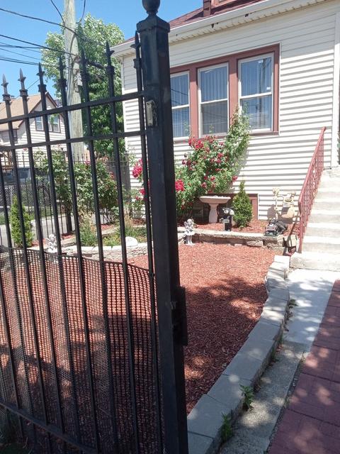 3543 N Kostner Ave, Chicago, IL 60641 photo 2