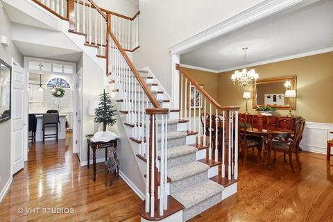 3648 White Eagle Dr, Naperville, IL 60564 photo 4