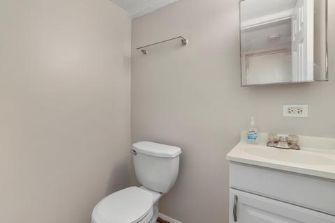151 Peter Ct #C, Bartlett, IL 60103 photo 12