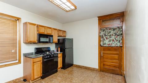 7629 S Champlain Ave, Chicago, IL 60619 photo 7