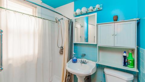 7629 S Champlain Ave, Chicago, IL 60619 photo 10