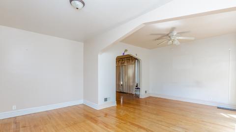 7629 S Champlain Ave, Chicago, IL 60619 photo 5