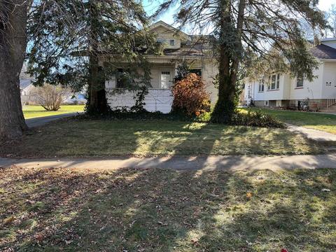1909 E Taylor St, Bloomington, IL 61701 photo 2