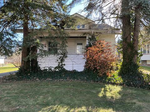 1909 E Taylor St, Bloomington, IL 61701 photo 1