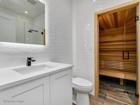 1714 W Nelson St, Chicago, IL 60657 photo 27