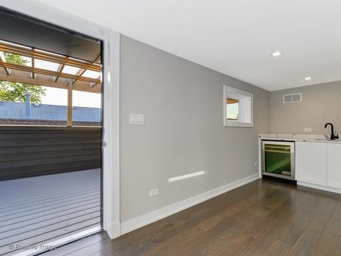 1714 W Nelson St, Chicago, IL 60657 photo 30