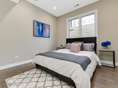 1714 W Nelson St, Chicago, IL 60657 photo 19
