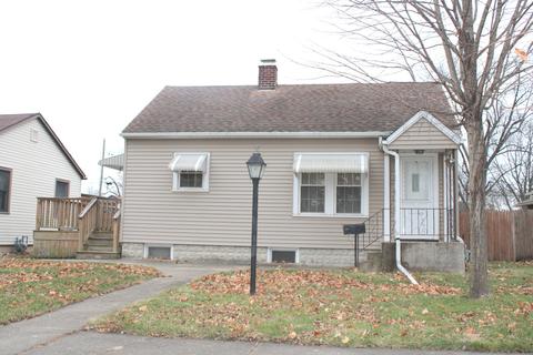 946 S 8th Ave, Kankakee, IL 60901 photo 1