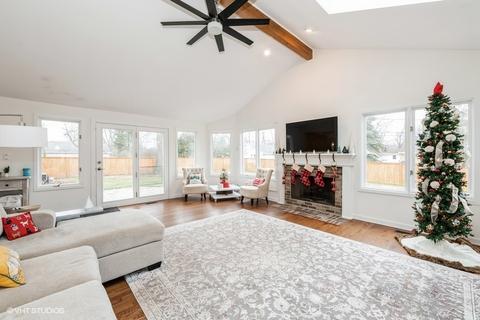 732 69th St, Willowbrook, IL 60527 photo 8