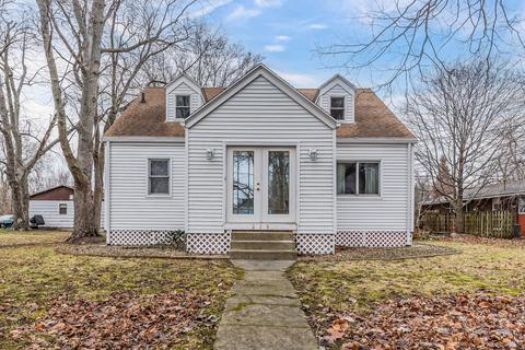 210 E Washington St, Tolono, IL 61880 photo 1