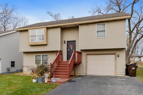 4620 Parkview Dr, Mccullom Lake, IL 60050 photo 1