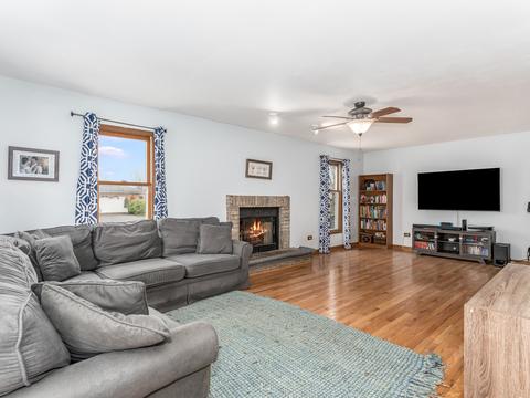 2407 Leckrone Dr, Plainfield, IL 60586 photo 4