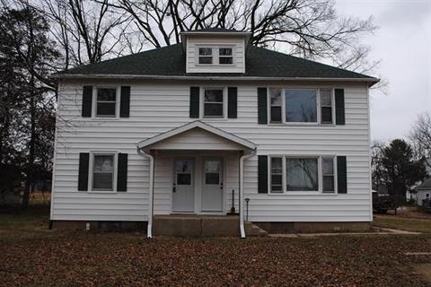 308 E Third St, Leaf River, IL 61047 photo 25