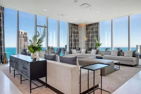363 E Wacker Dr #2704, Chicago, IL 60601 photo 9