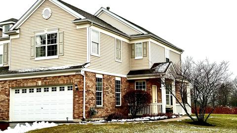 2313 Evergreen Cir, Mchenry, IL 60050 photo 1