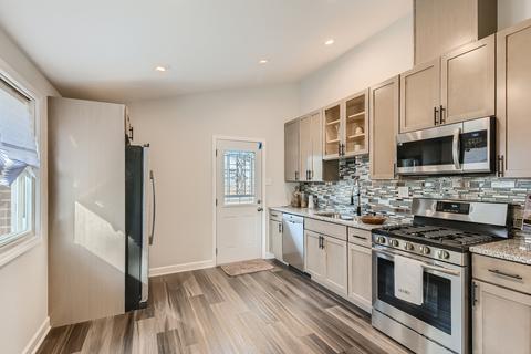 2708 Oxford Dr, Markham, IL 60426 photo 8