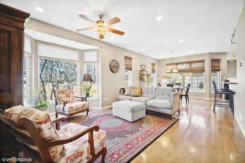 4211 Linden Tree Ln, Glenview, IL 60026 photo 4