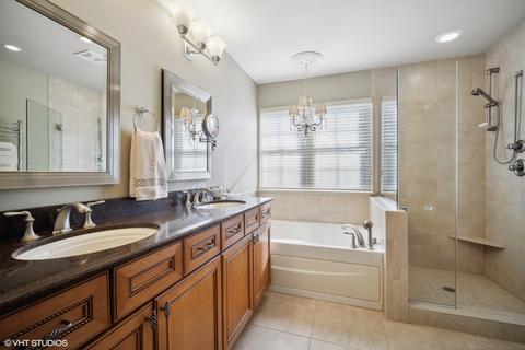 4211 Linden Tree Ln, Glenview, IL 60026 photo 15