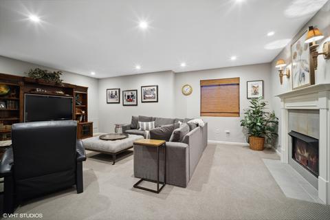 4211 Linden Tree Ln, Glenview, IL 60026 photo 16
