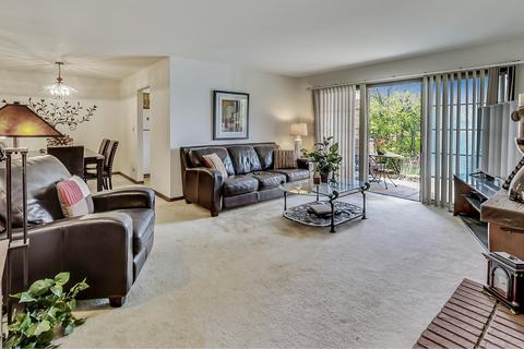 1920 Gresham Cir #A, Wheaton, IL 60189 photo 7