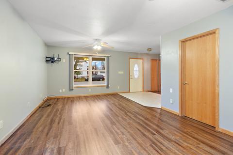 346 S Yates Ave, Kankakee, IL 60901 photo 3