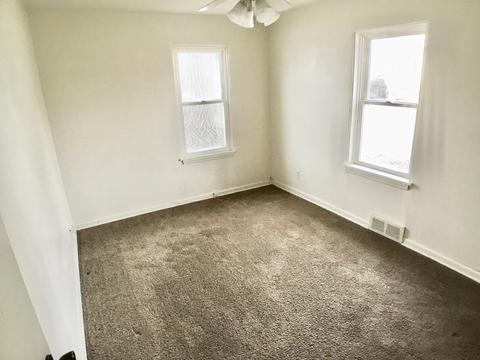 211 E North St, Dwight, IL 60420 photo 8