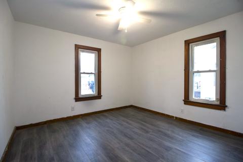 1572 S 6th Ave, Kankakee, IL 60901 photo 2