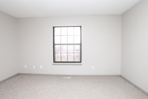 700 N Adelaide St #38, Normal, IL 61761 photo 16