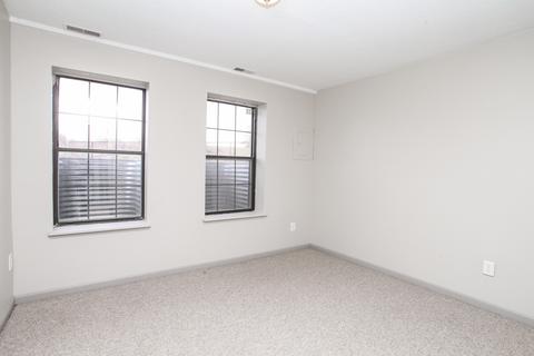 700 N Adelaide St #38, Normal, IL 61761 photo 15