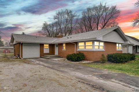 46 Baker St, Kankakee, IL 60901 photo 1