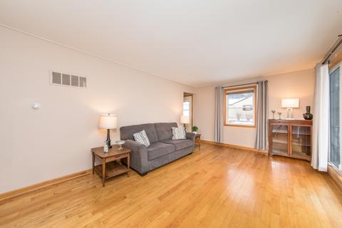 2604 George St, Rolling Meadows, IL 60008 photo 5
