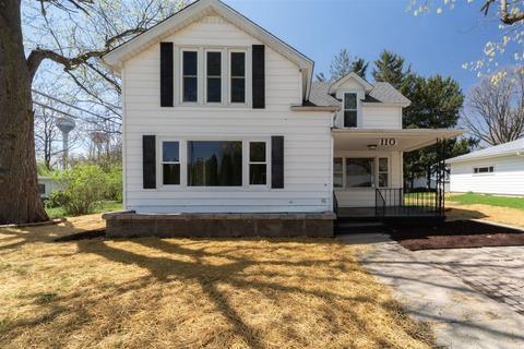 110 S Washington St, Saybrook, IL 61770