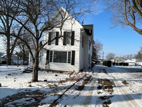 805 Evans Ave, Ashton, IL 61006 photo 1