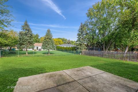 1017 Hampton Ct, Mchenry, IL 60050 photo 5