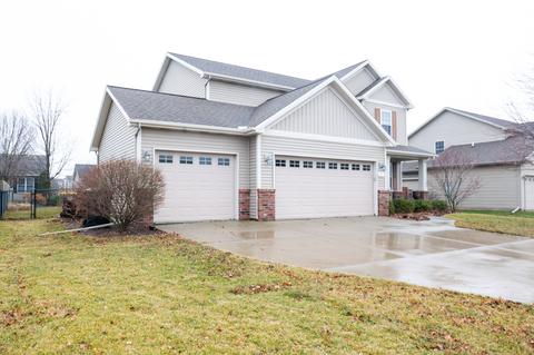 311 Thicket Pt, Normal, IL 61761 photo 3