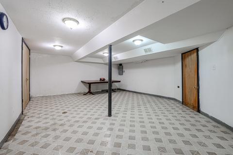 9331 Hamlin Ave, Des Plaines, IL 60016 photo 22