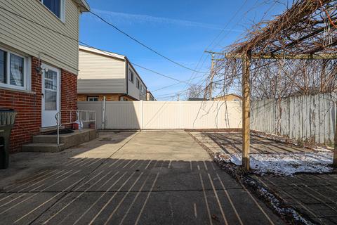 9331 Hamlin Ave, Des Plaines, IL 60016 photo 26