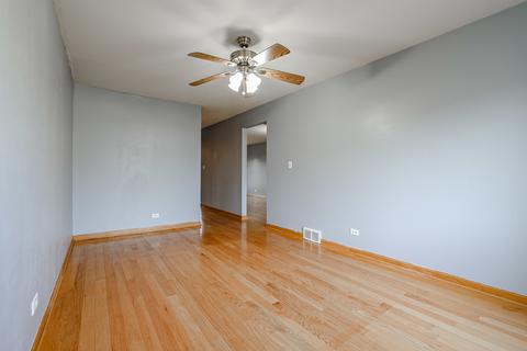 9331 Hamlin Ave, Des Plaines, IL 60016 photo 11