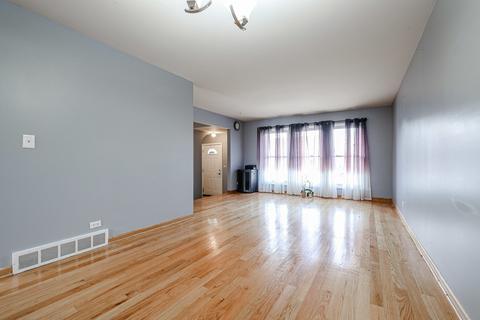 9331 Hamlin Ave, Des Plaines, IL 60016 photo 6
