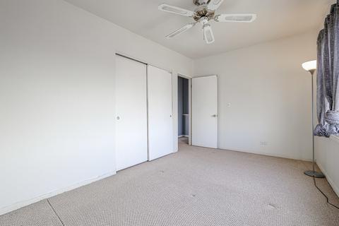 9331 Hamlin Ave, Des Plaines, IL 60016 photo 13