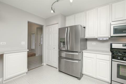 3115 Reflection Dr, Naperville, IL 60564 photo 7