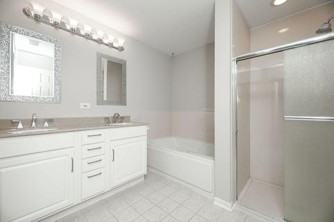3115 Reflection Dr, Naperville, IL 60564 photo 12