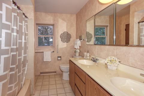 1105 Modaff Rd, Naperville, IL 60540 photo 10