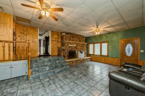 110 Cherry St, Cary, IL 60013 photo 5