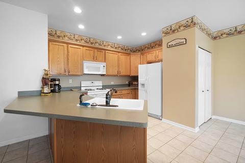 24516 Brooklands Ln, Plainfield, IL 60585 photo 8