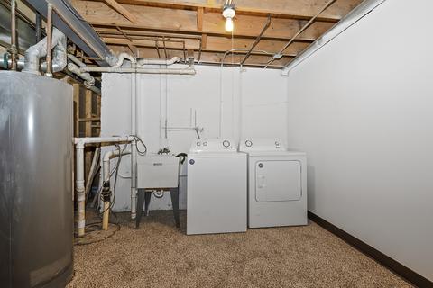 6823 S Roberts Rd, Bridgeview, IL 60455 photo 18